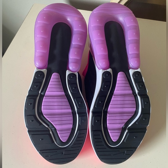 Nike Kids Sneakers in Pink and Black - Picture 7 of 8